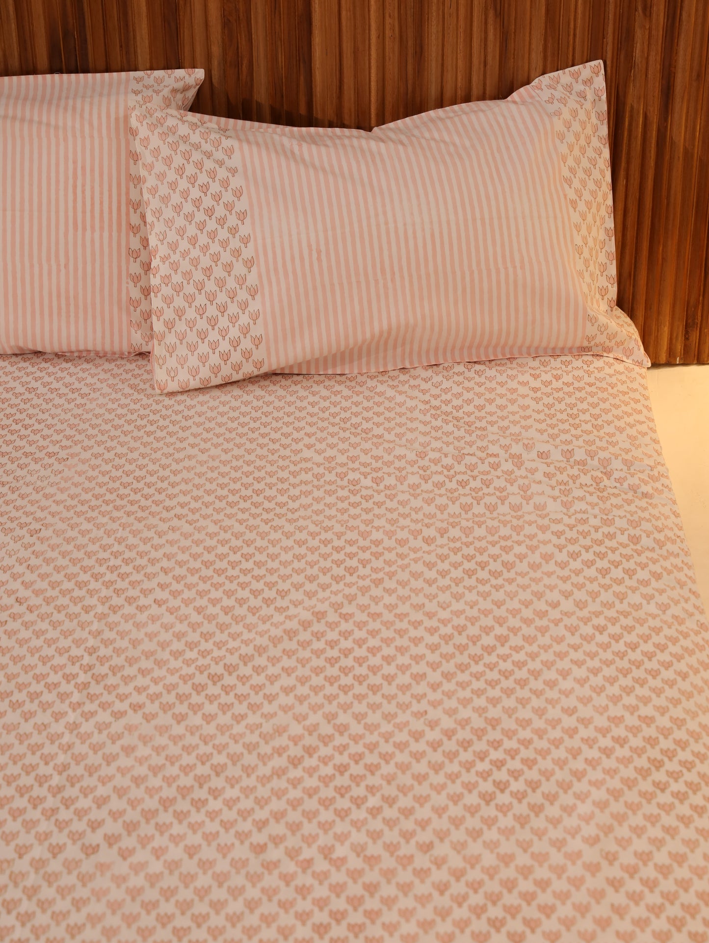 Lotus Cotton Bedsheet