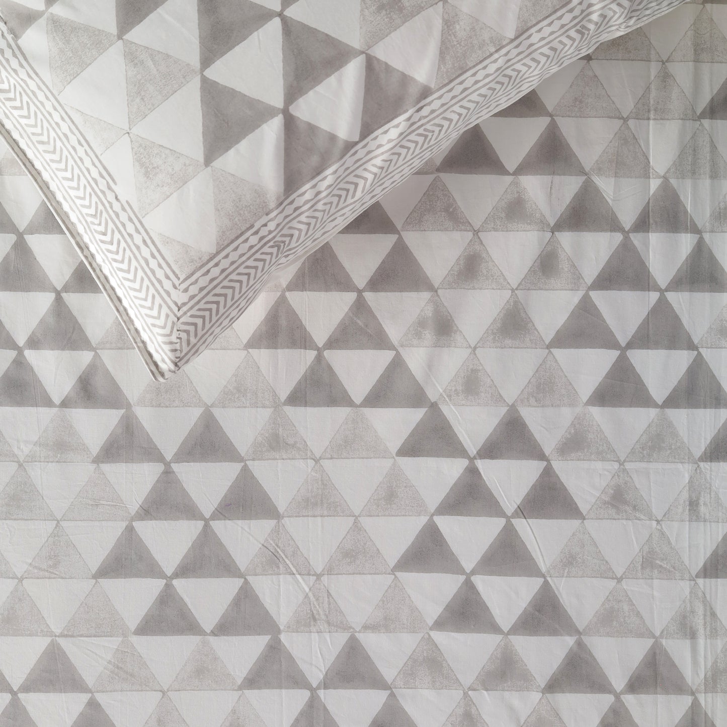 Tri-Kon Grey Cotton Bedsheet