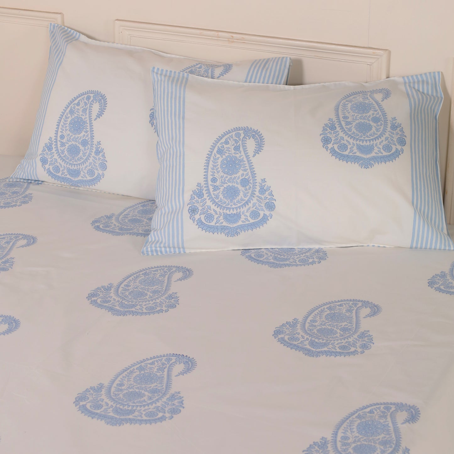 Paisley Blue Cotton Bedsheet