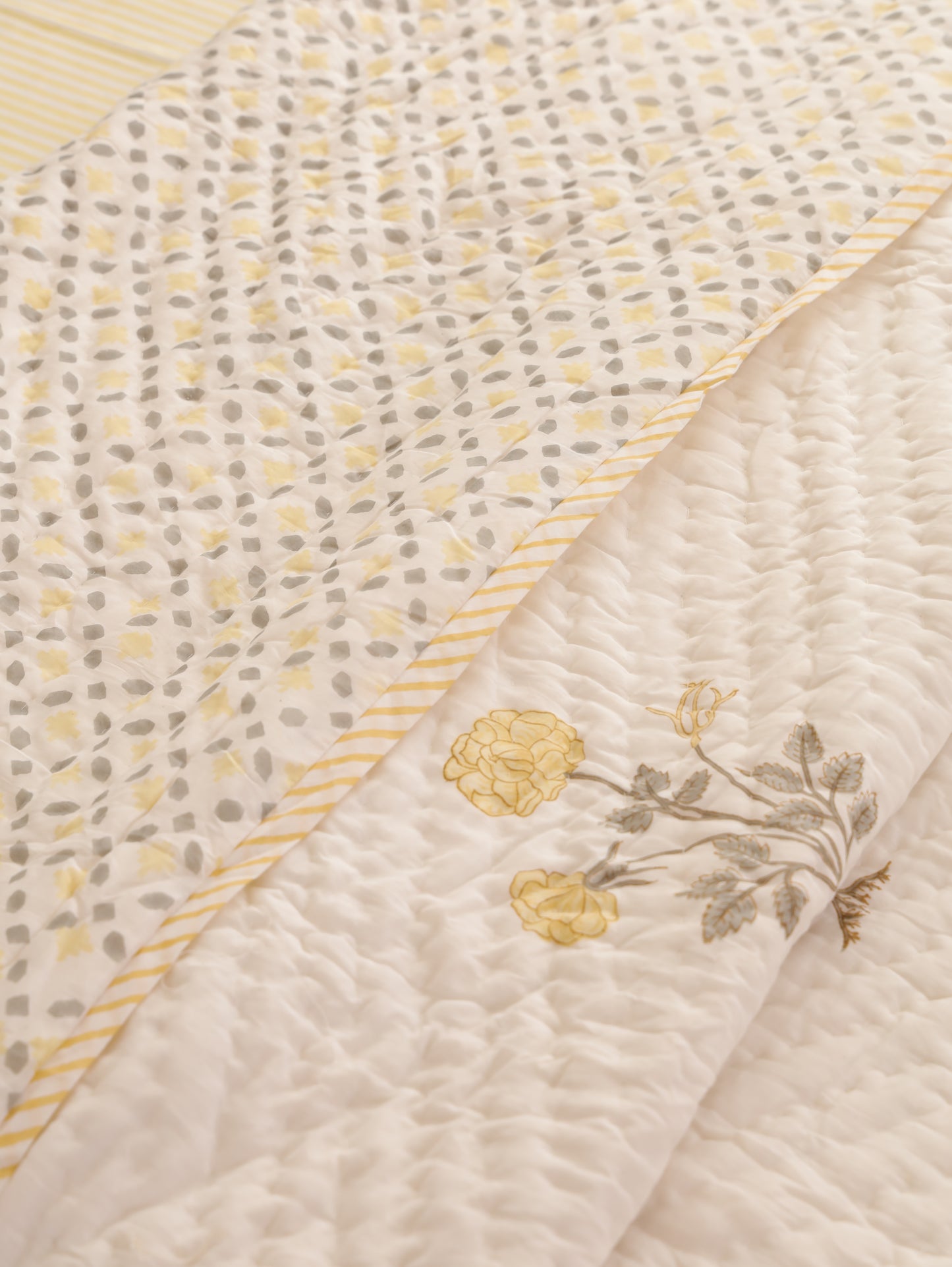Yellow Blossom Cotton Quilt