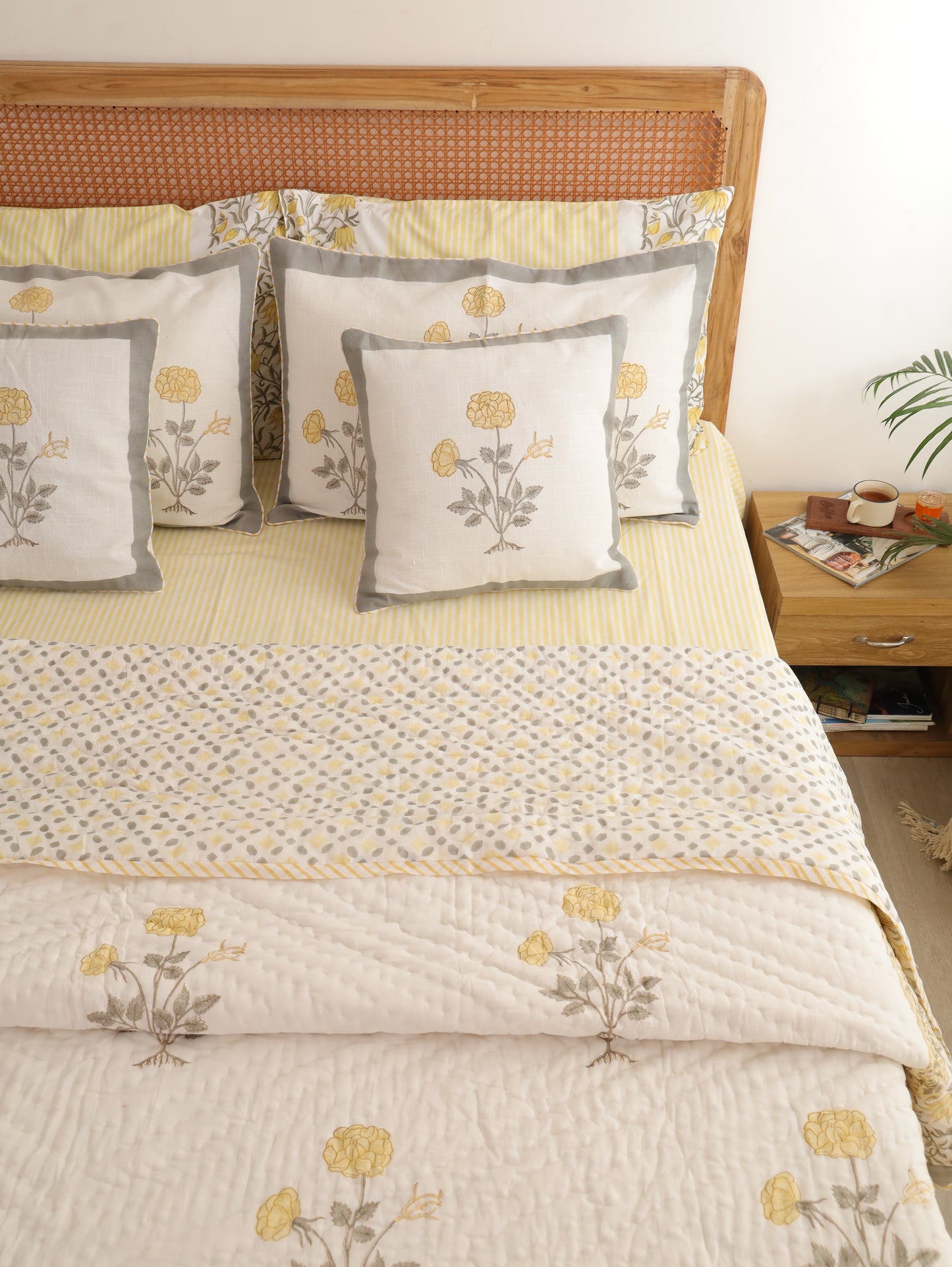 Yellow Blossom Cotton Quilt