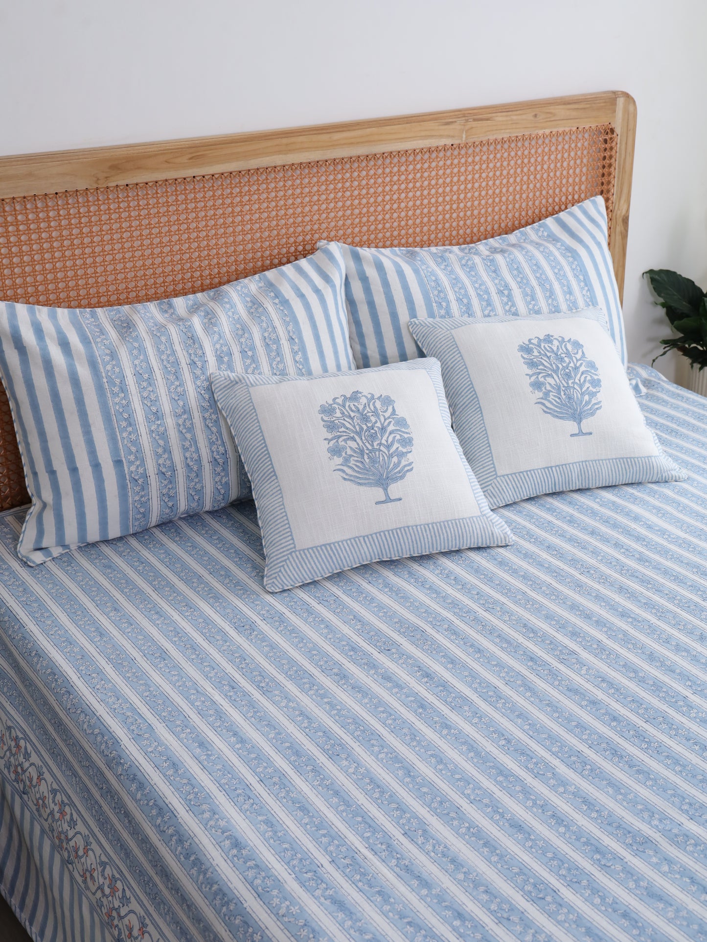 Blue Meadows Cotton Linen Bedcover